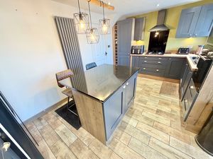 Lupus Way Great Sutton